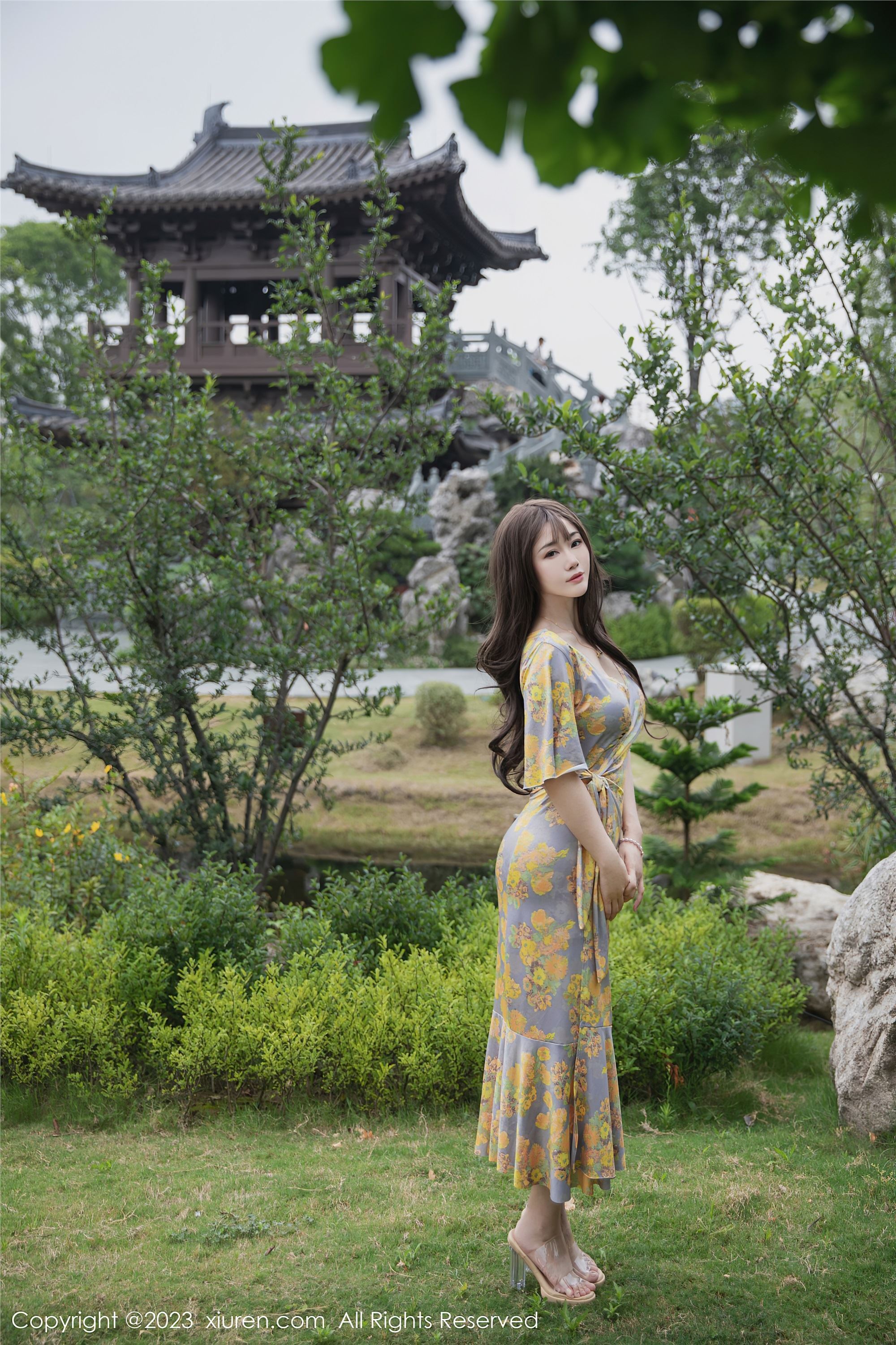 XiuRen秀人网  2023.06.20 NO.6949 严利娅Yuliya